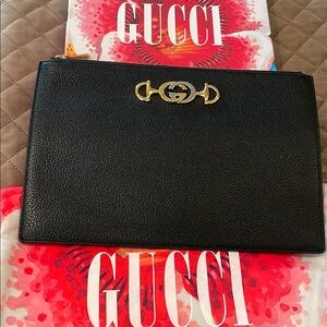 Gucci Black Textured Leather Portfolio/clutch